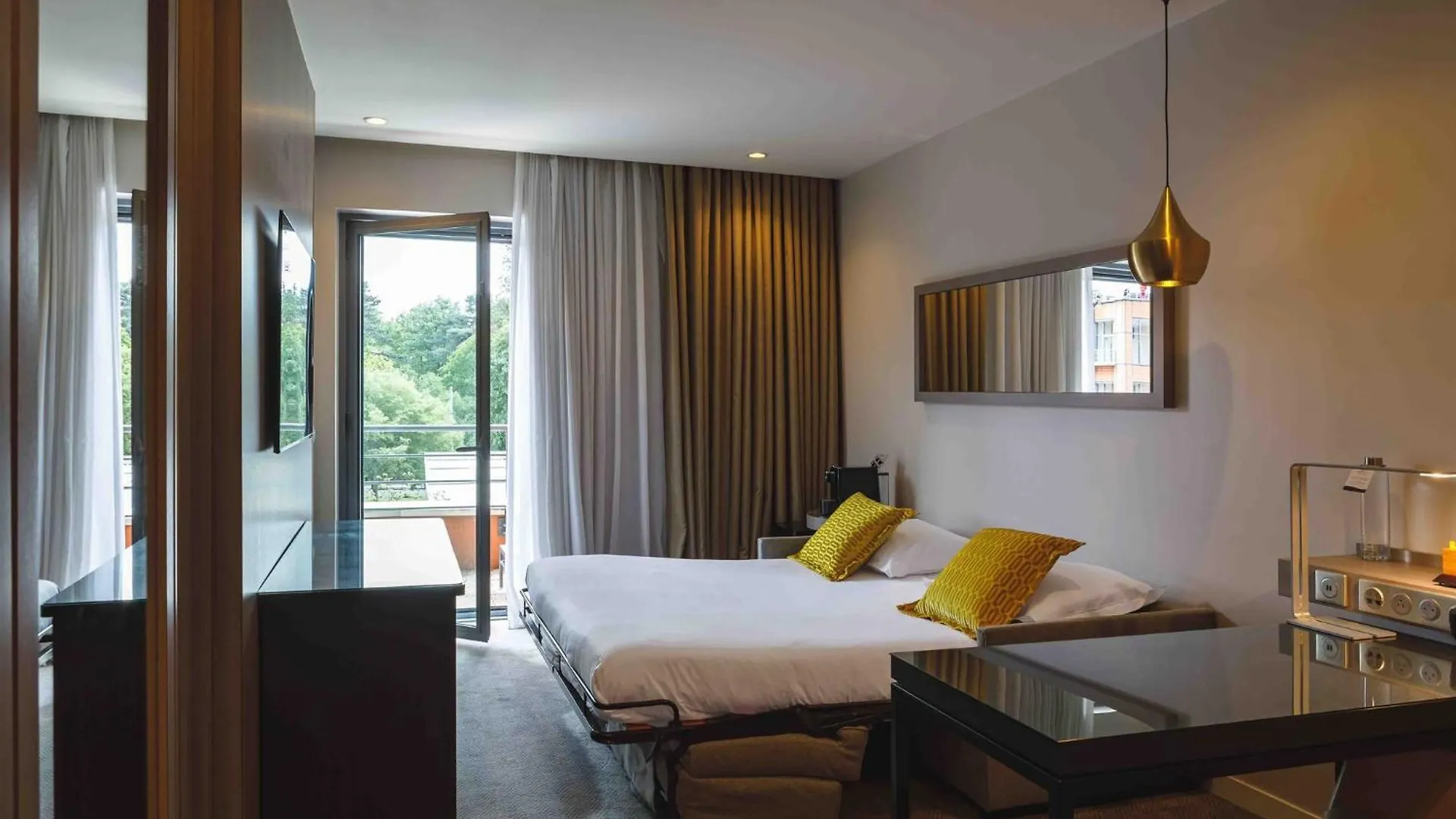 Crowne Plaza Lyon - Cite Internationale Hotel