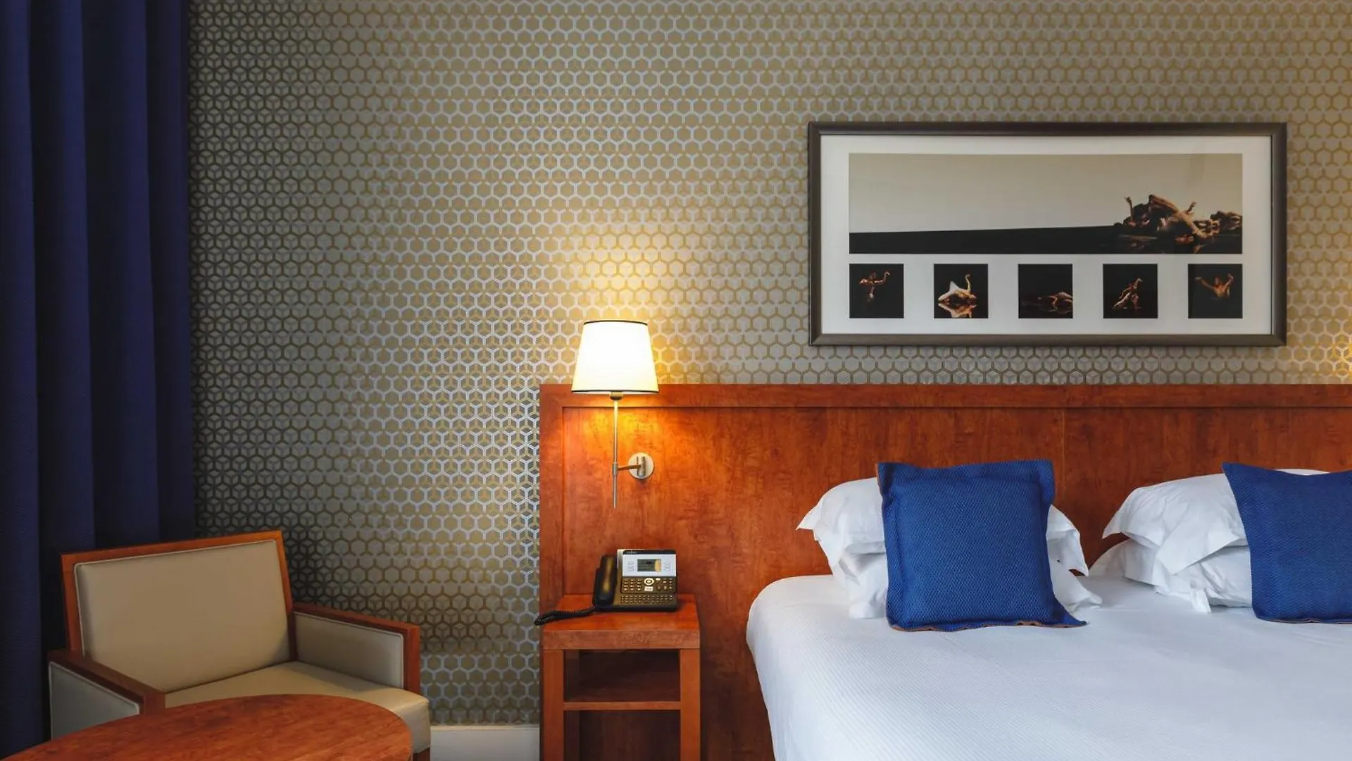 Crowne Plaza Lyon - Cite Internationale Hotel