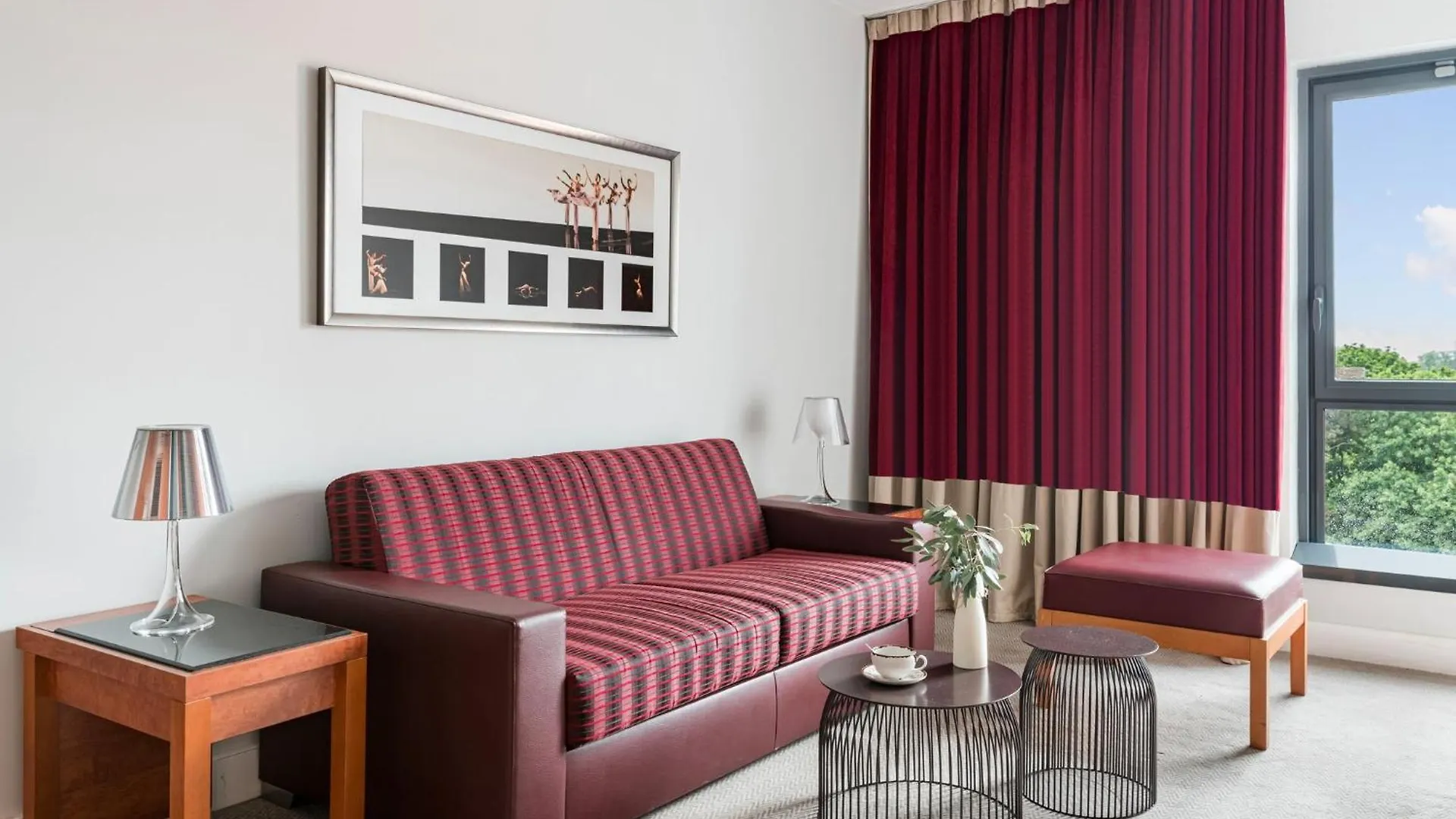 Hotel Crowne Plaza Lyon Parc de la Tête d'Or 4*,  Francia