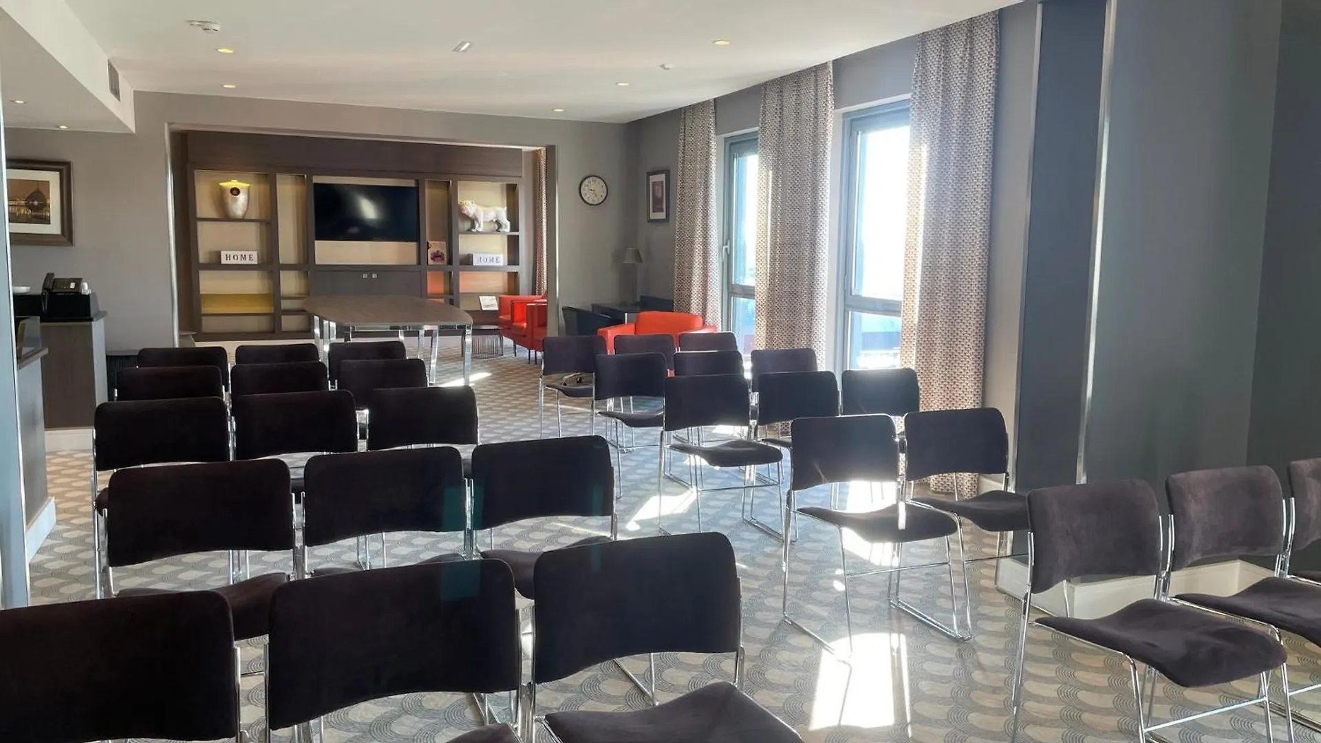 Crowne Plaza Lyon - Cite Internationale Hotel