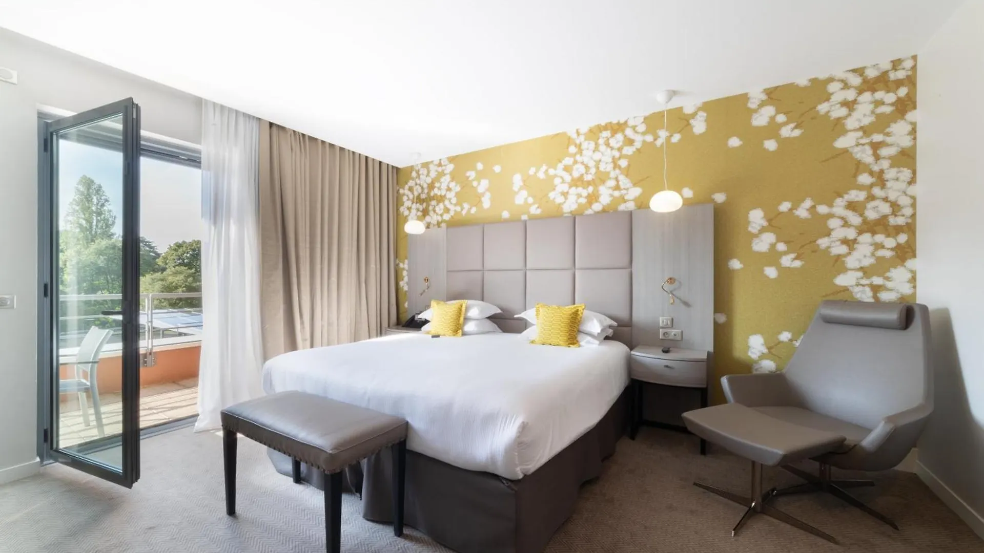 Crowne Plaza Lyon - Cite Internationale Hotel 4*,  France