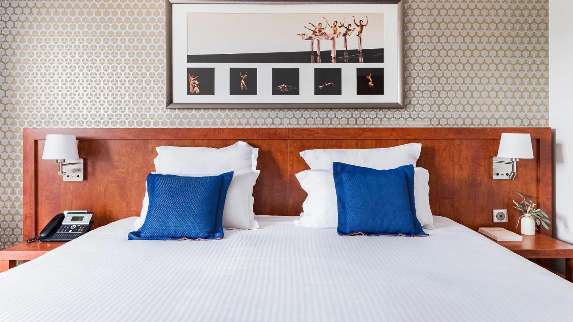 Crowne Plaza Lyon - Cite Internationale Hotel 4*,  France