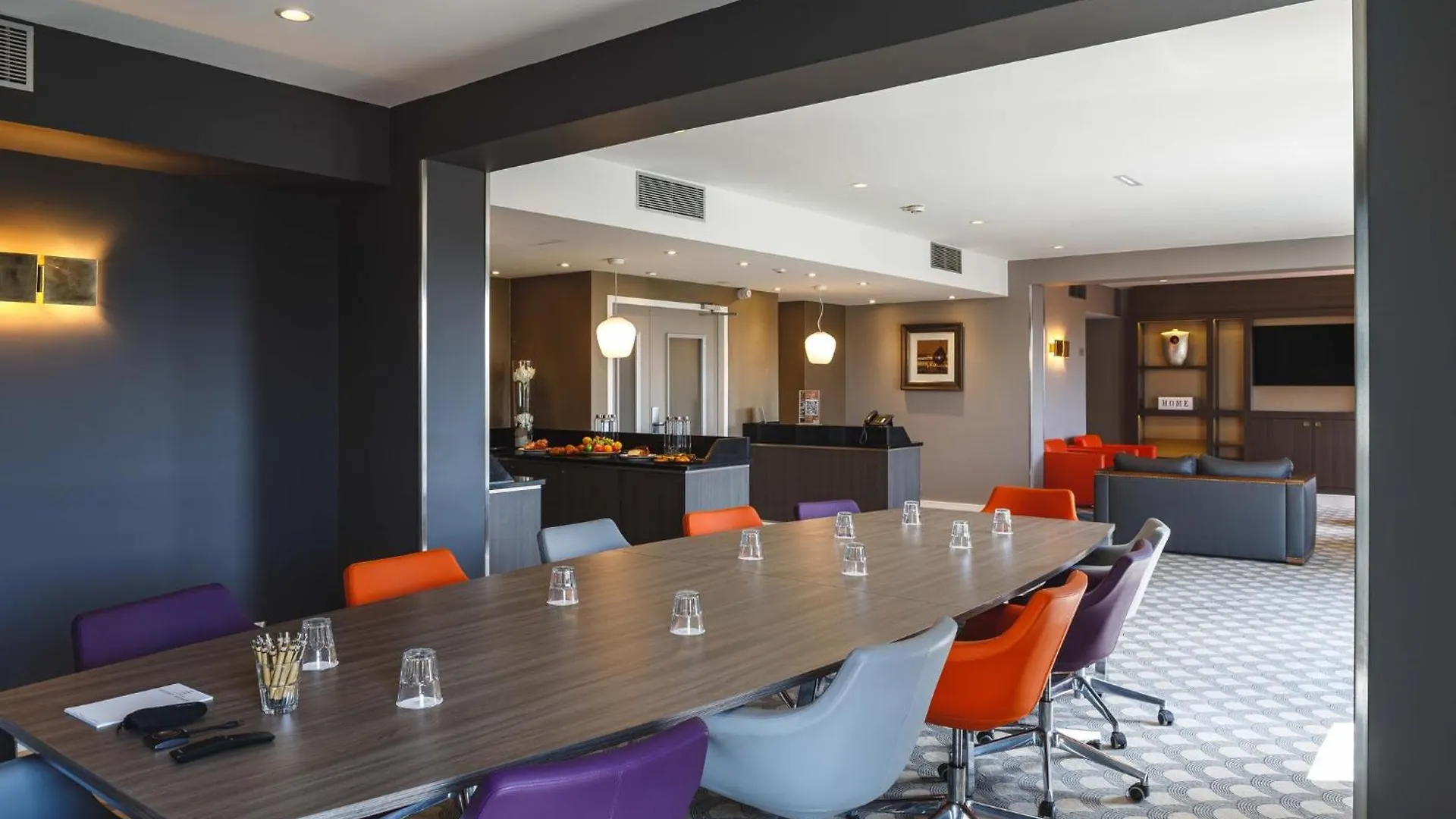 Crowne Plaza Lyon - Cite Internationale Hotel
