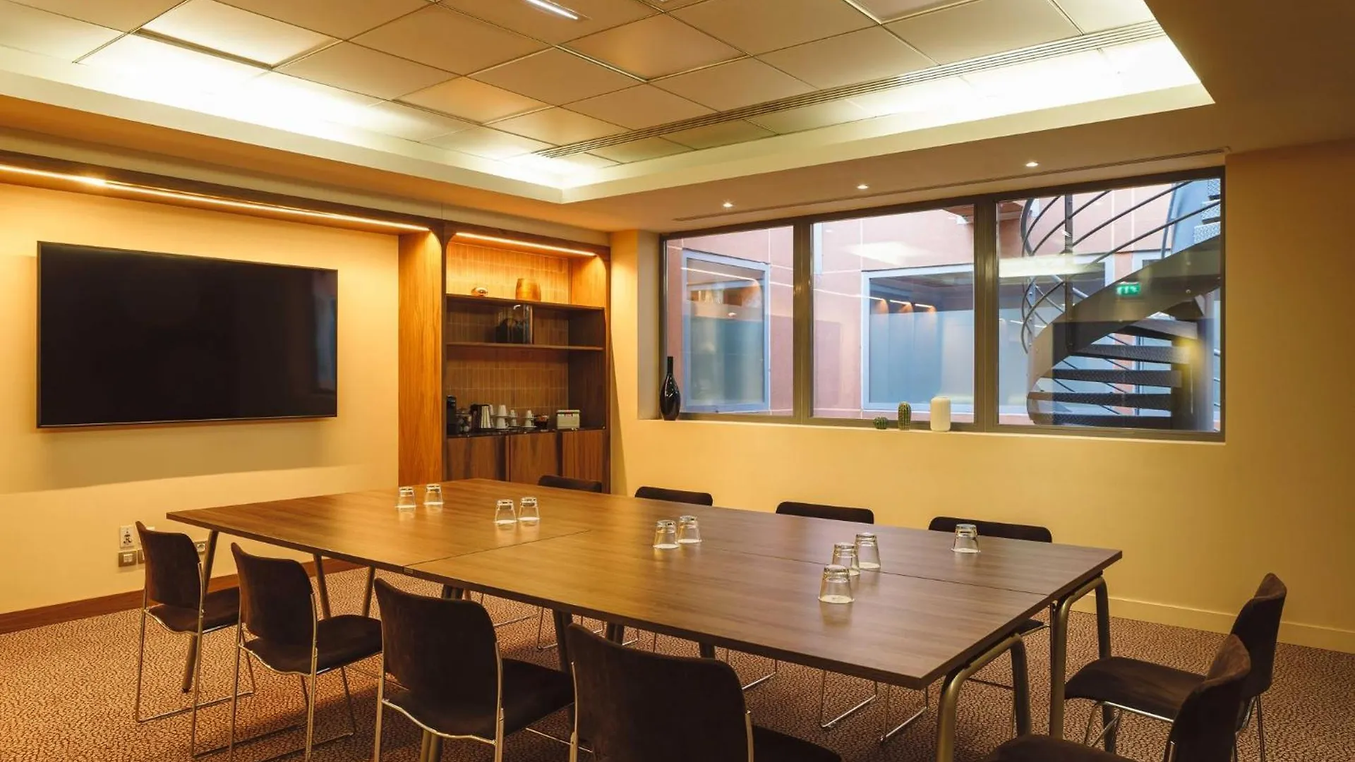 Crowne Plaza Lyon - Cite Internationale Hotel